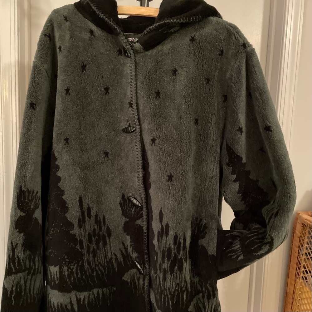 Winter moose silhouette evergreen forest Outbrook 1X black hooded fleece Jacket